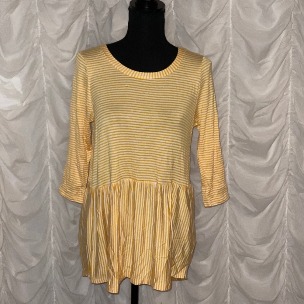 Pink Lily Boutique top